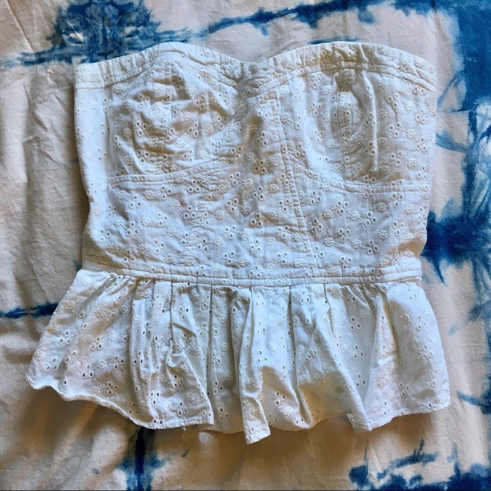 Eyelet strapless top